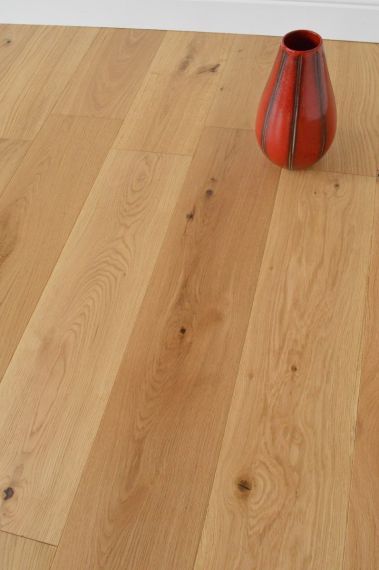 Holden Engineered Natural Oak Brushed and Matt Lacquered Click Lok 190mm x 15/4mm Wood Flooring
