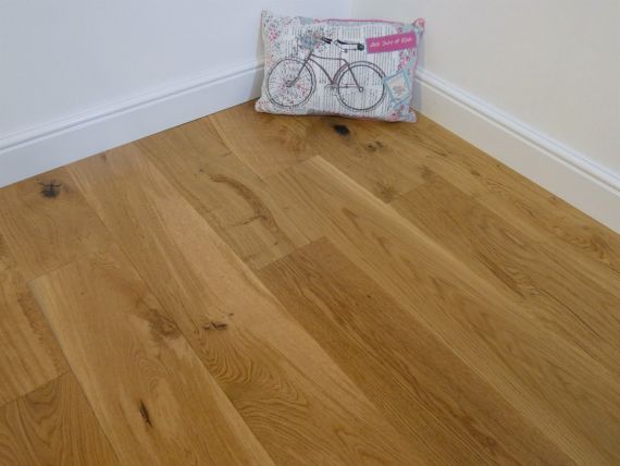 Hudson Engineered Natural Oak Lacquered 190mm x 14/3mm Wood Flooring