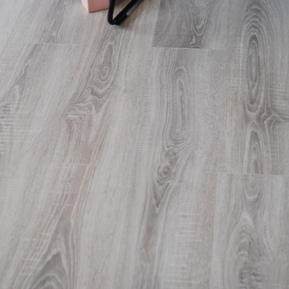 Vivante 8mm Light Grey Sawcut Oak Laminate Flooring