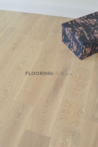 Lavant Solid White Oak Brushed & Lacquered 150mm x 18mm Wood Flooring