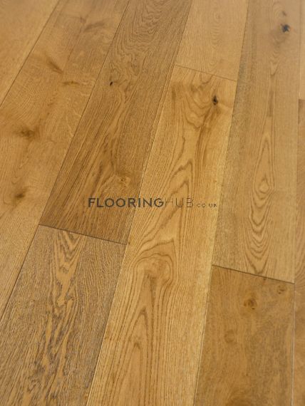 Cerne Engineered Golden Oak Brushed and Lacquered 180mm x 15/4mm Wood Flooring