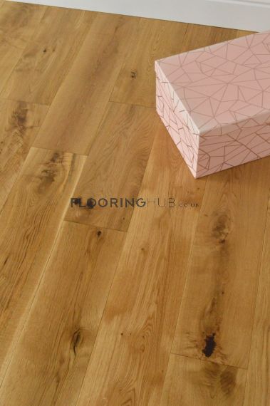 Langney Solid Natural Oak Lacquered 150mm X 18mm Wood Flooring