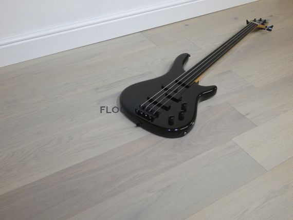 Fender Engineered Grey Oak Brushed and Lacquered Click Lok 165mm x 10/1.2mm Wood Flooring