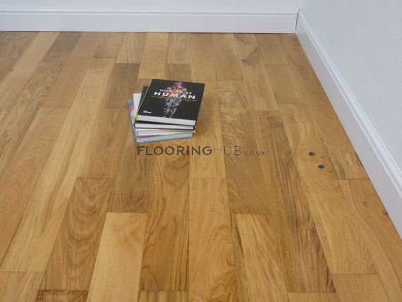Lambourn Solid Natural Oak Lacquered 110mm x 18mm Wood Flooring