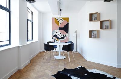 Herringbone Floors: A Stylish Investment for Your Interior Space